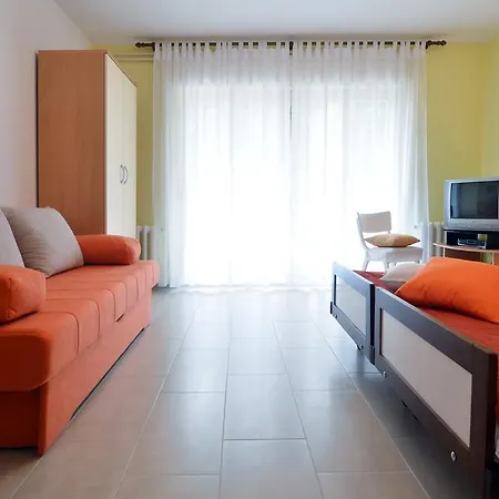 Apartamento Rojnic *
